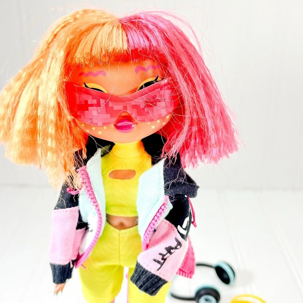 Neonlicious LOL Surprise Outrageous Millennial Girl OMG 9